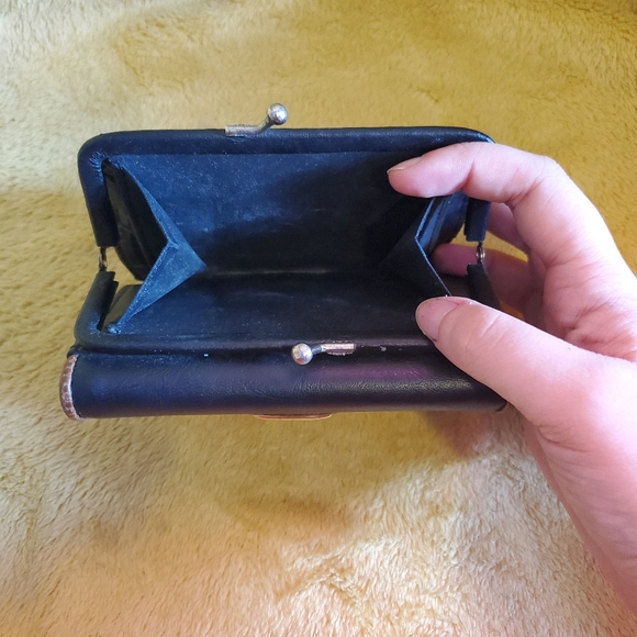 Wallet - Picture 3 of 4